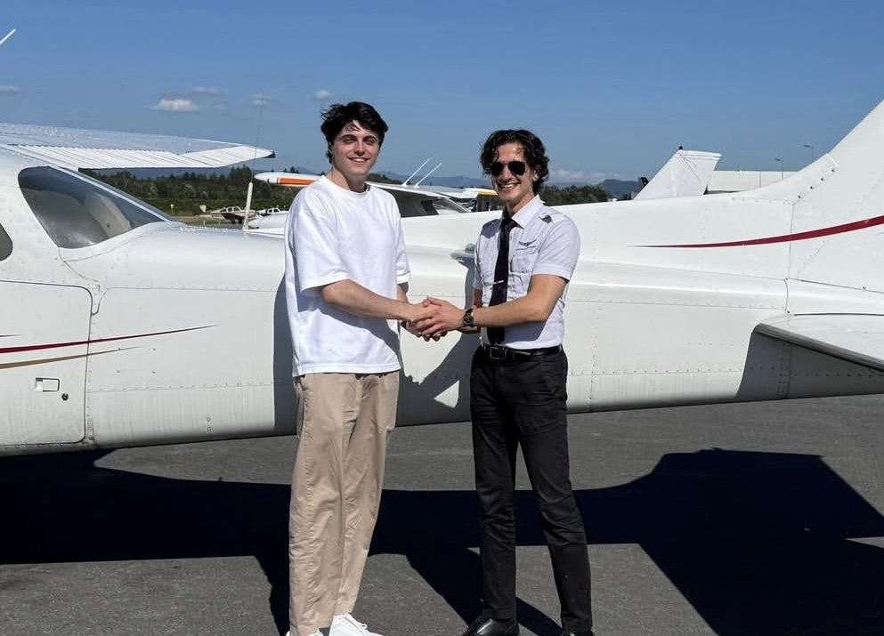 pilot training in Canada